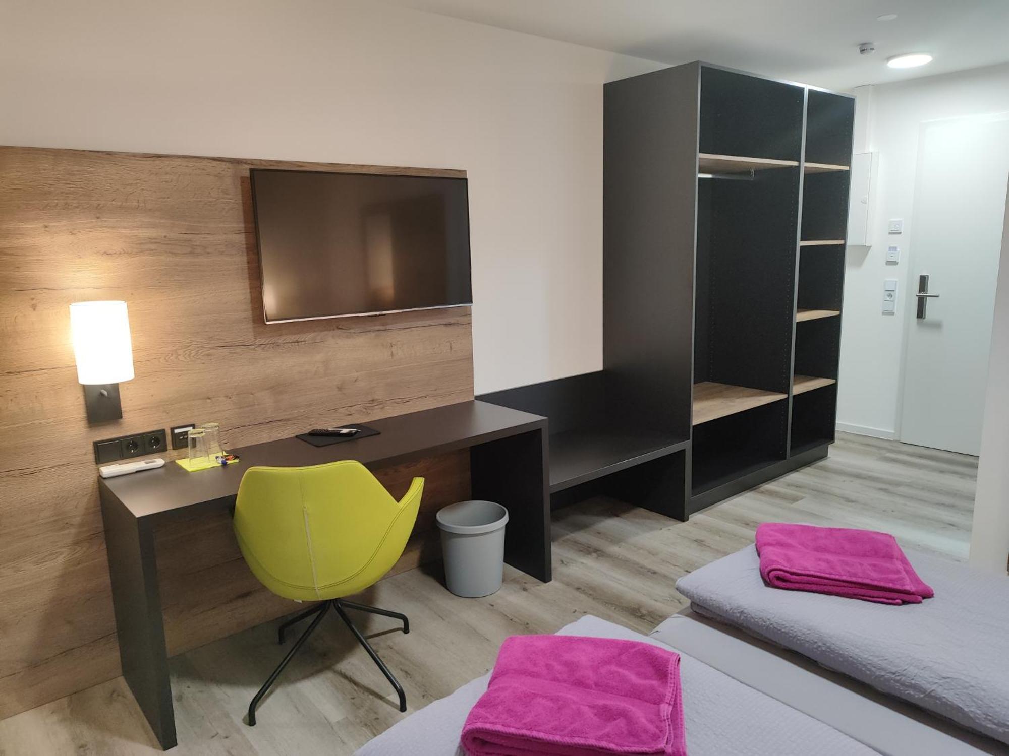 Hotel Gaestehaus Stock Zimmer Teekaennle ฟรีดริชส์ฮาเฟน ภายนอก รูปภาพ